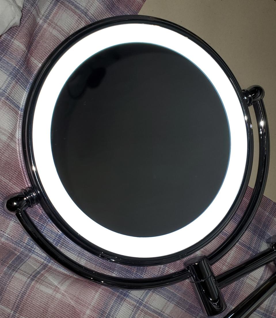 LED 접이식 벽걸이 거울