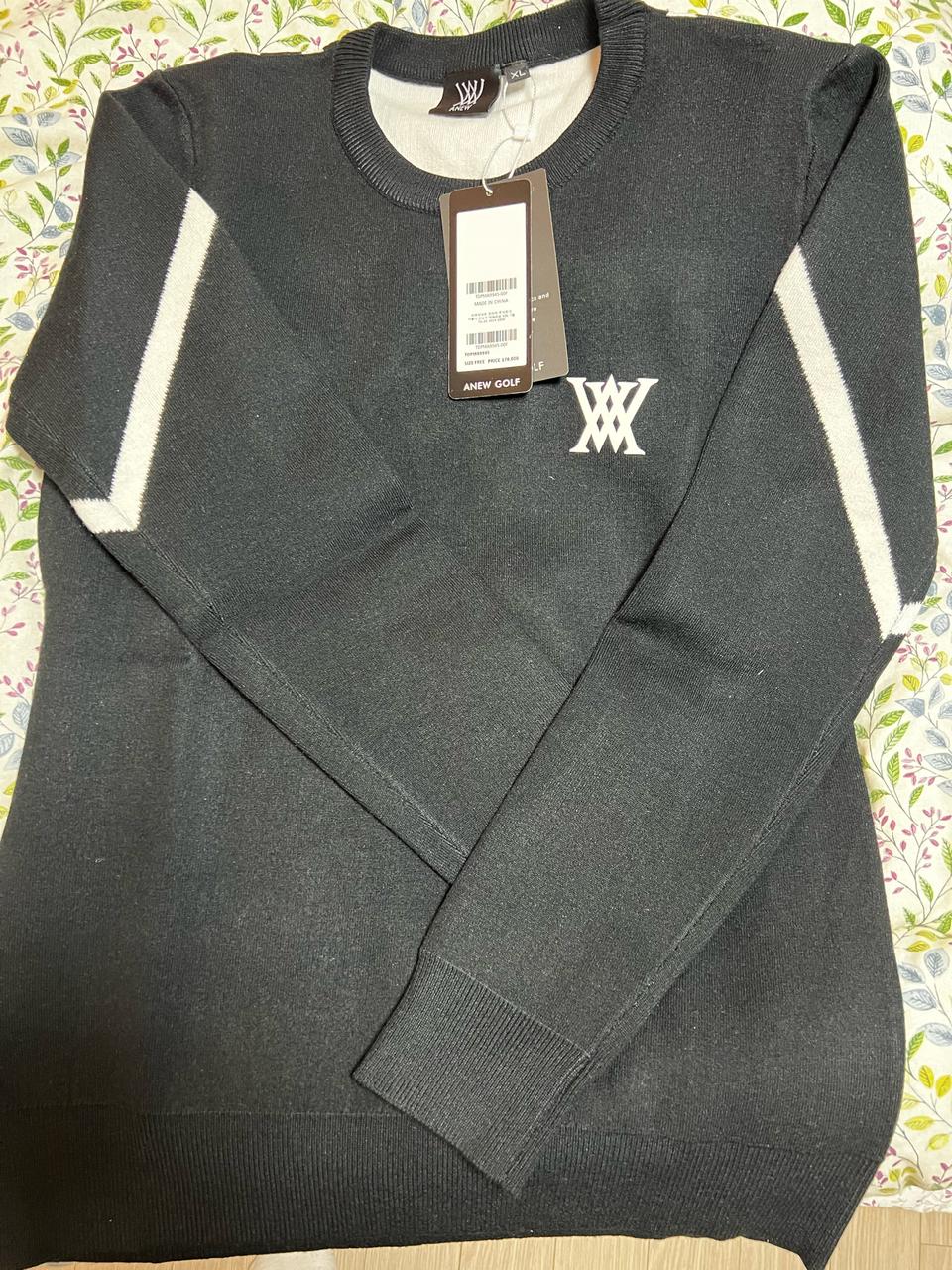 어뉴 티셔츠. 새상품. 사이즈 Xl