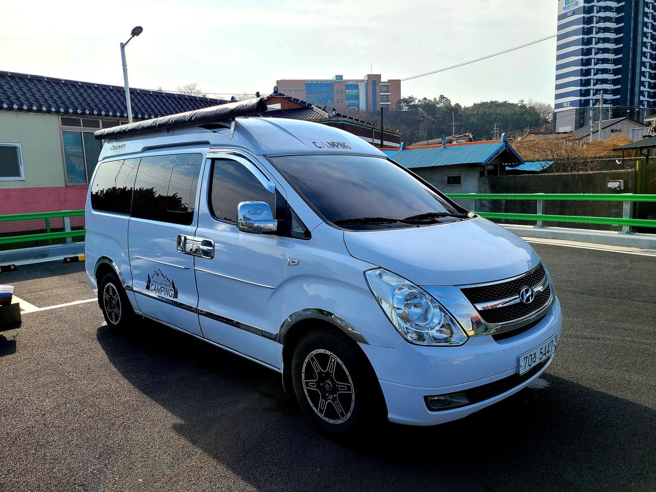 현대 그랜드 스타렉스 4인승 왜건 캠핑카 럭셔리