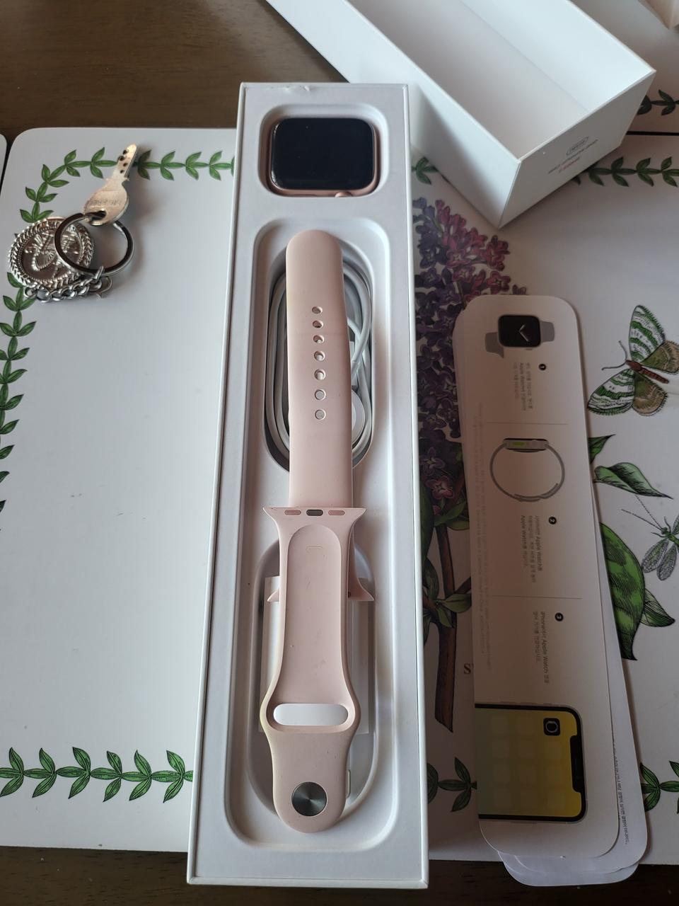 애플 워치5 골드 알루미늄 케이스 44mm