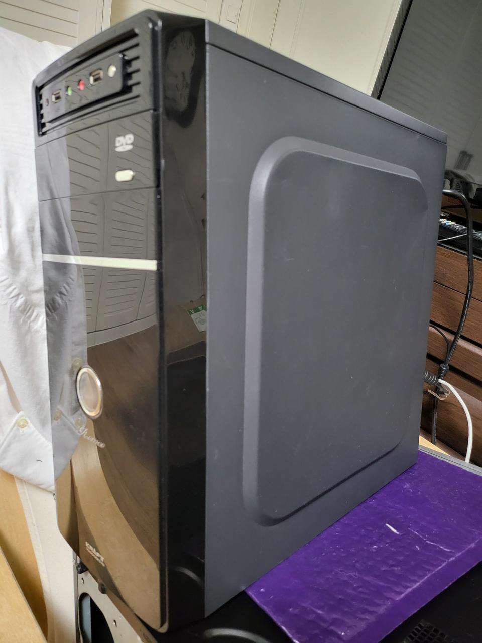 i5-4590 GTX 2기가 ssd256g