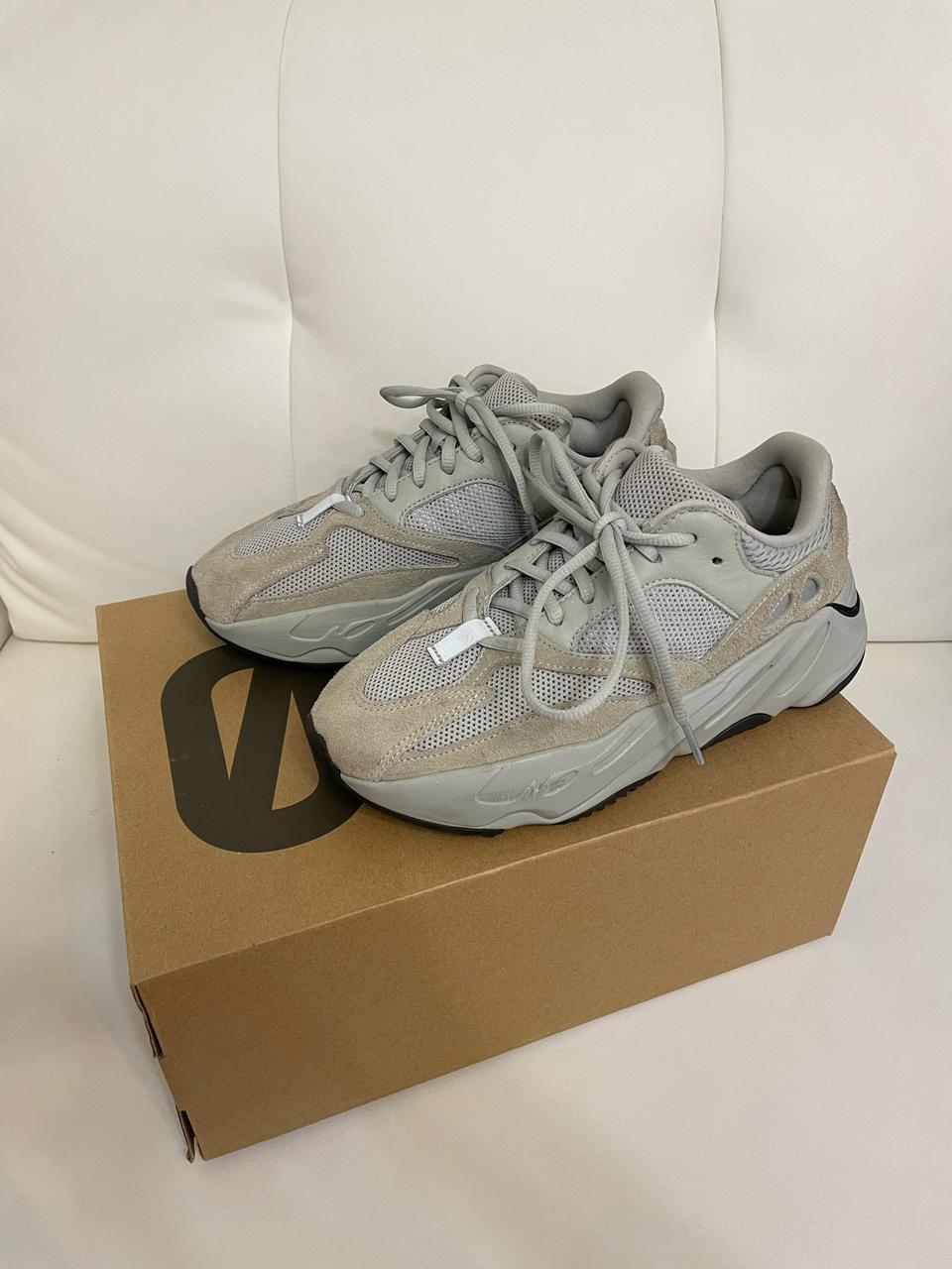 이지부트스 700 솔트 235사이즈