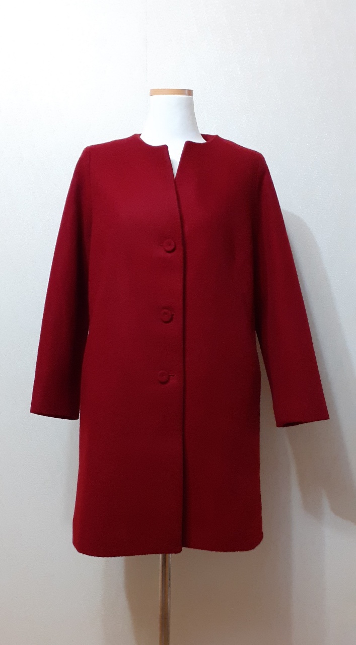 여성 울 코트 팝니다.