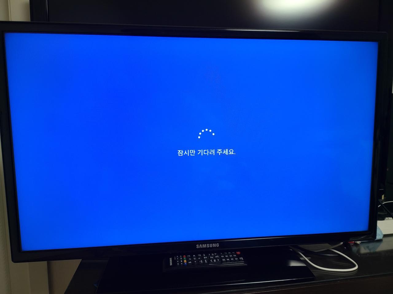 삼성 32인치 TV겸 모니터 리모콘 상태최상