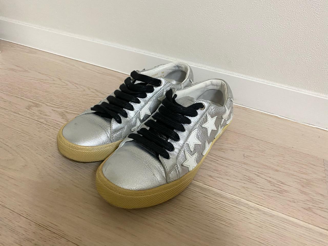 생로랑 별 스니커즈 36