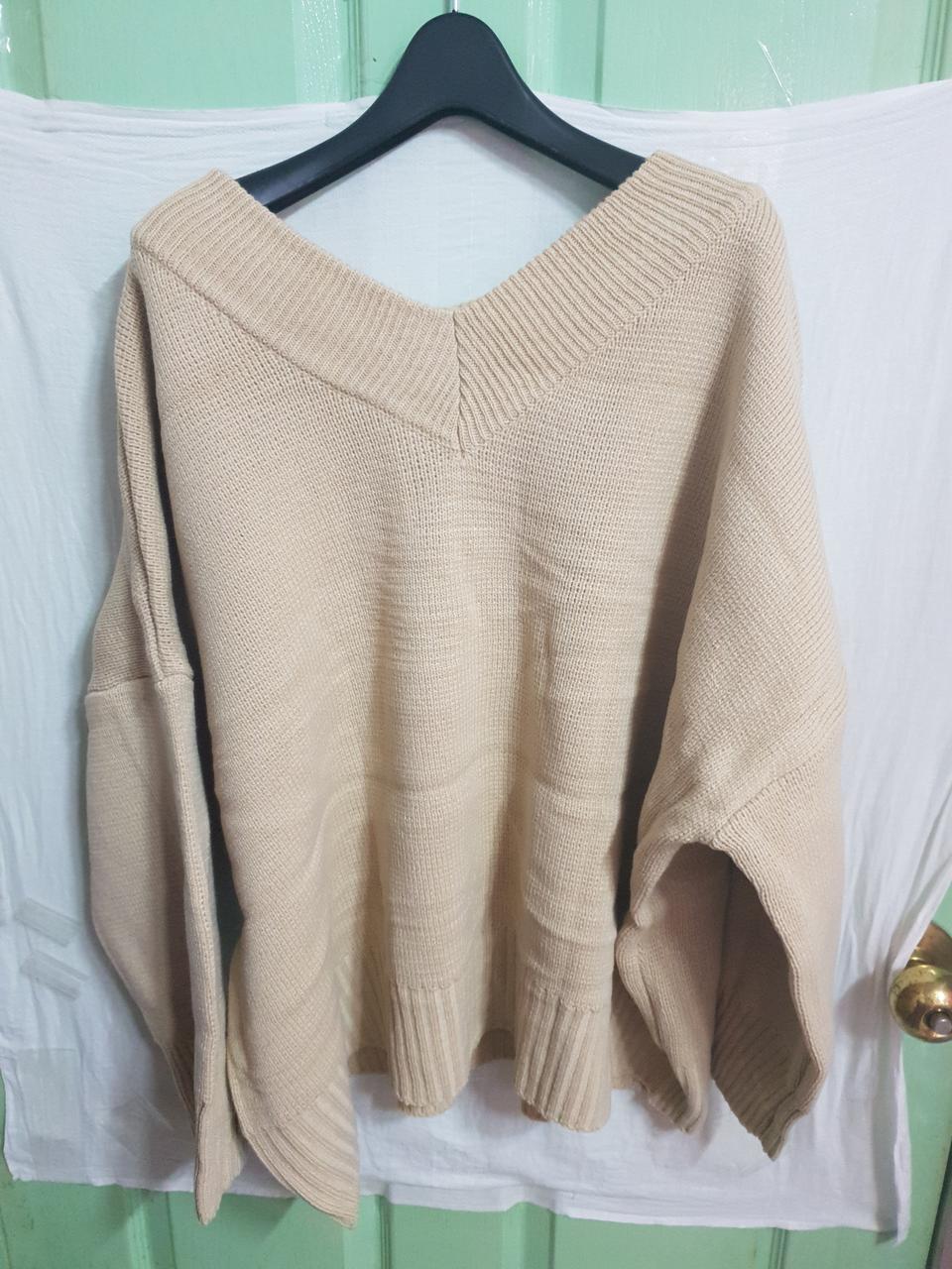 새♡ 브이넥 두툼이 니트 베이지