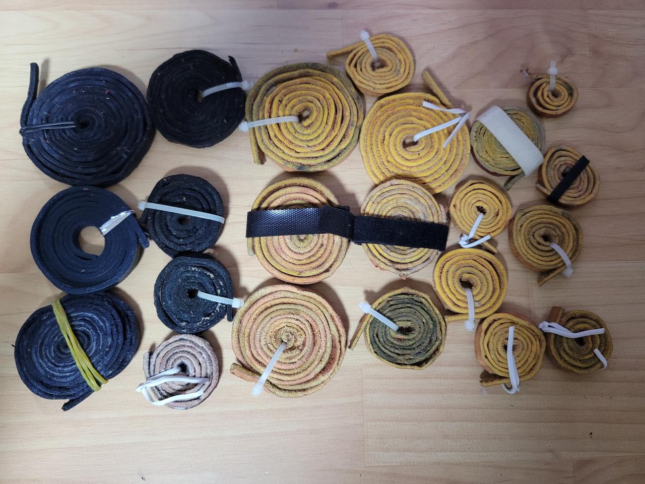 야구 글러브 끈