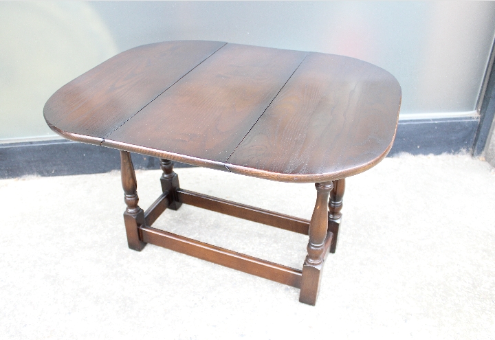 엔틱 질감좋은 오크목 중형 게이트렉 테이블