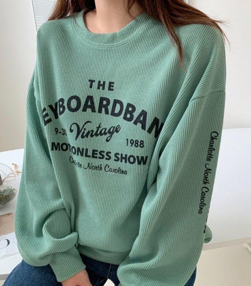 새상품) 라운드넥 엠보 티셔츠