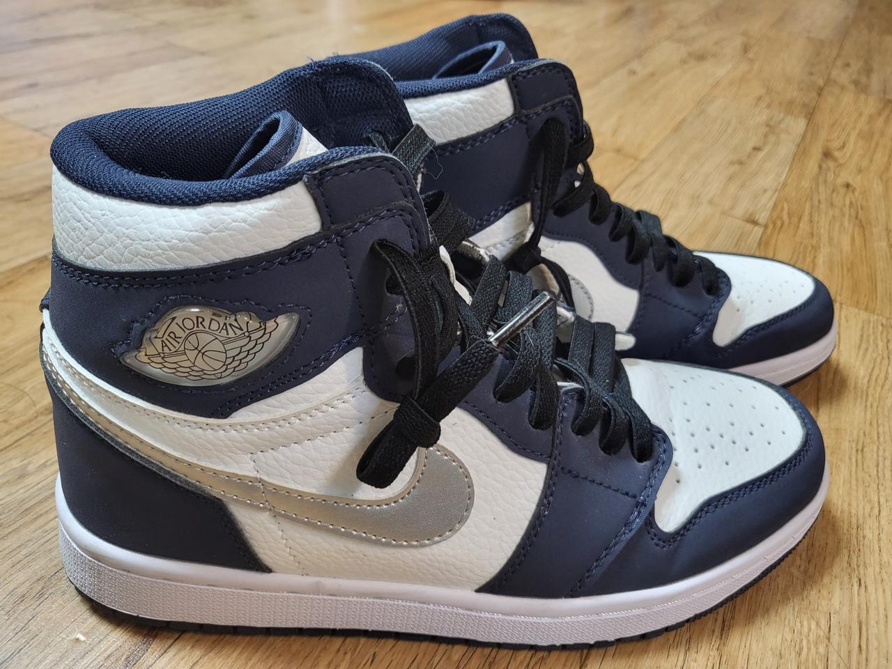 나이키조던1미드나잇네이비