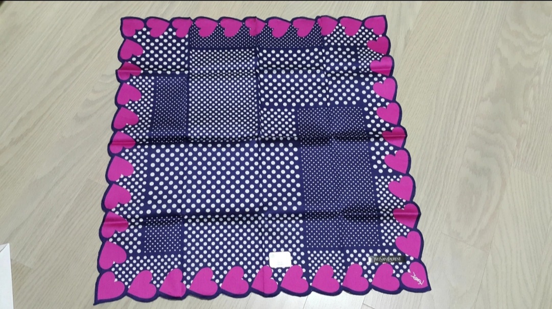 입생로랑 손수건 정품 새제품