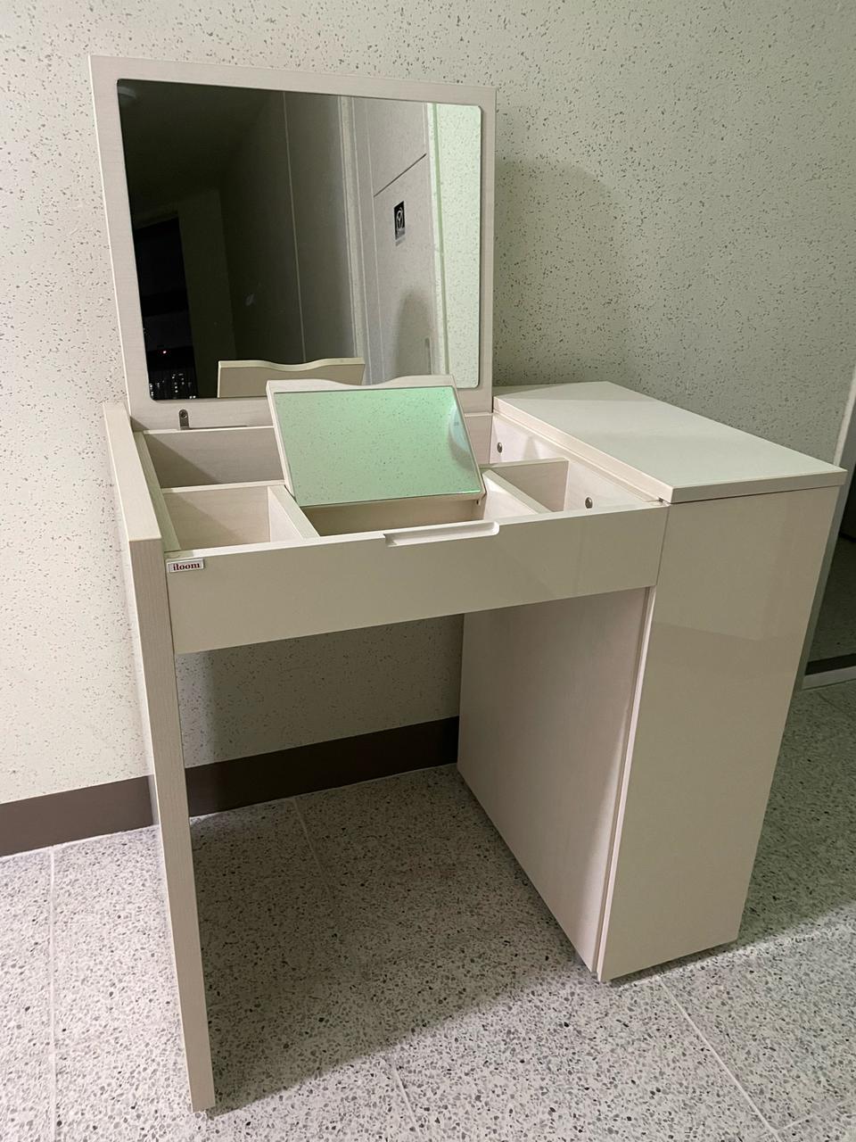일룸 화장대 판매합니다!