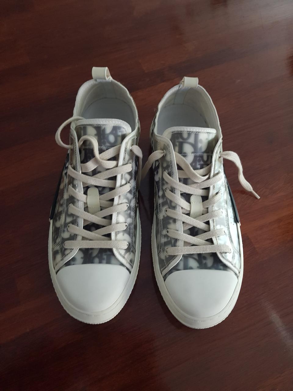 디올 오블리크스니커즈 275사이즈 팔아요 ~