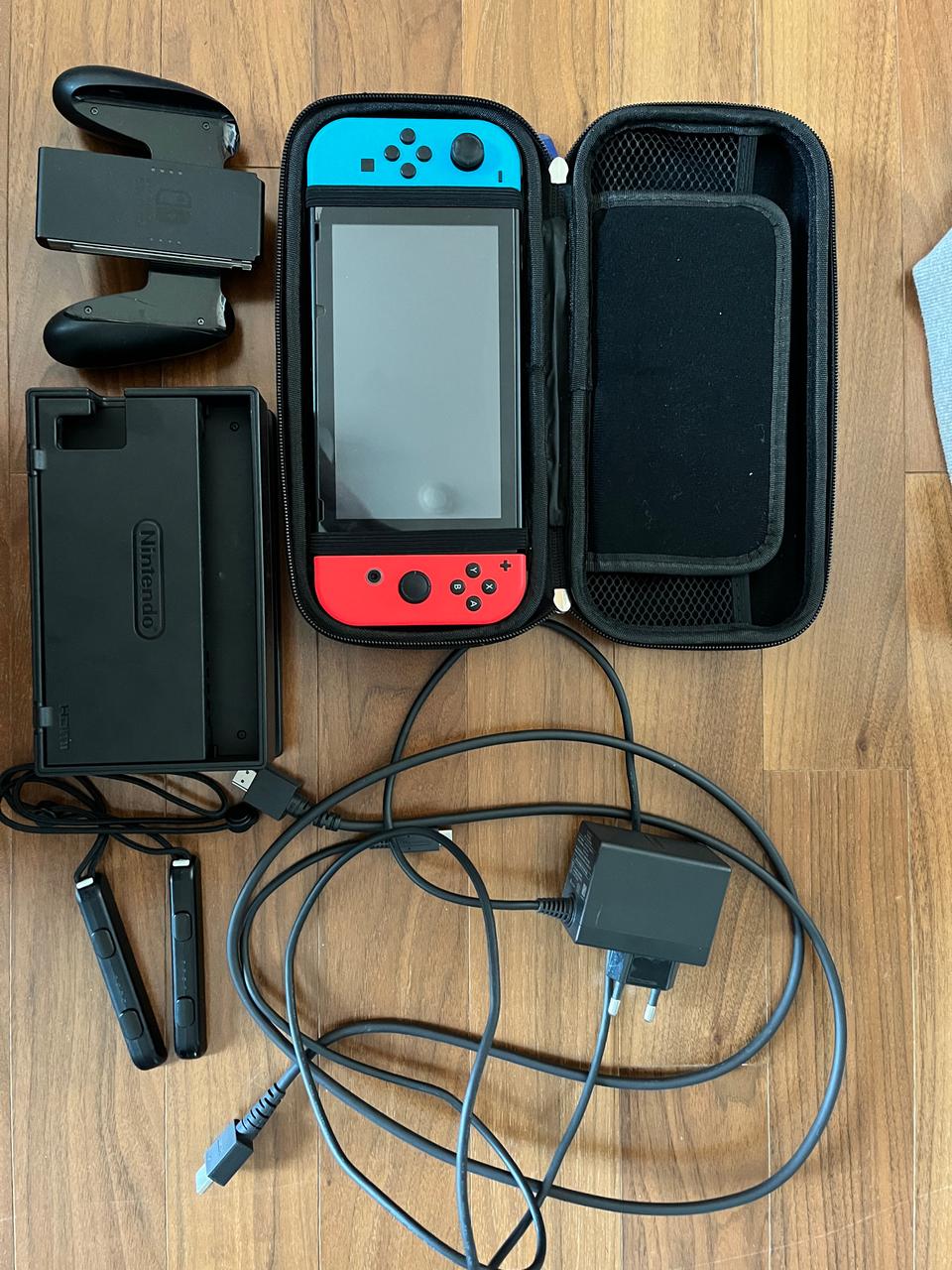 닌텐도스위치 배터리개선판 팝니다