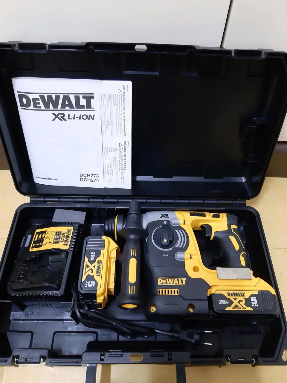 디월트로타리함마드릴 세트  DCH273P2 브러쉬리스