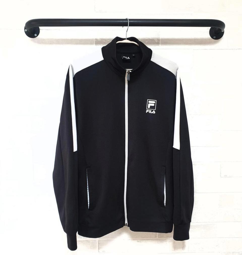 정품:)휠라트레이닝복♡