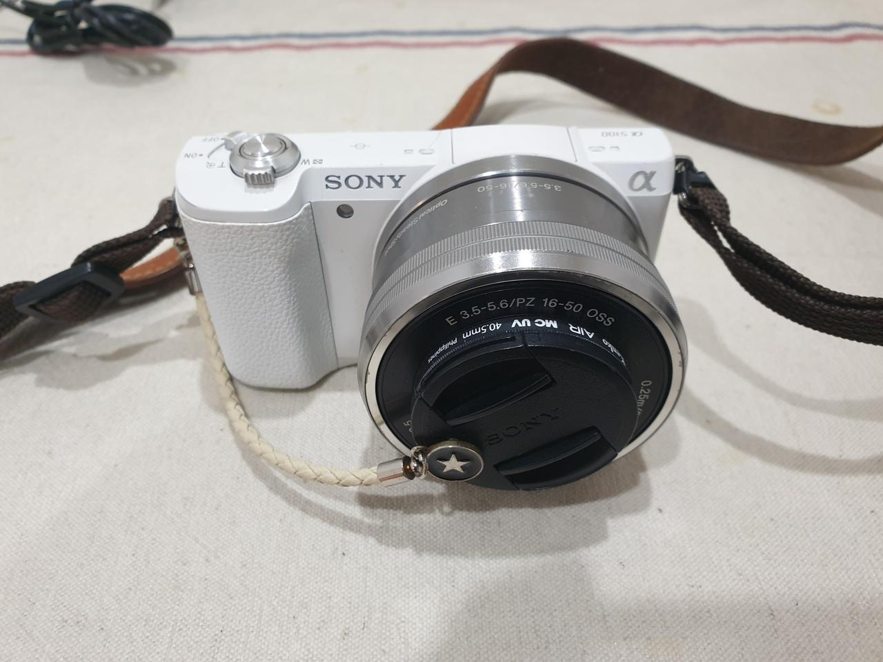 소니 알파5100 화이트 팝니다