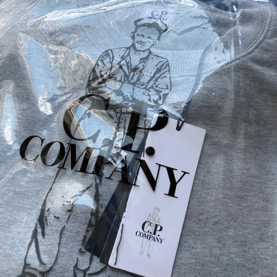 (새상품, 미사용)XXXL cp컴퍼니 맨투맨 판매합니다.