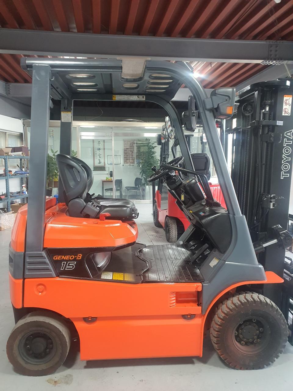 [임대/매매]*가격협의가능* 신형 1.5톤 3M 풀옵션(사이드시프트,자동