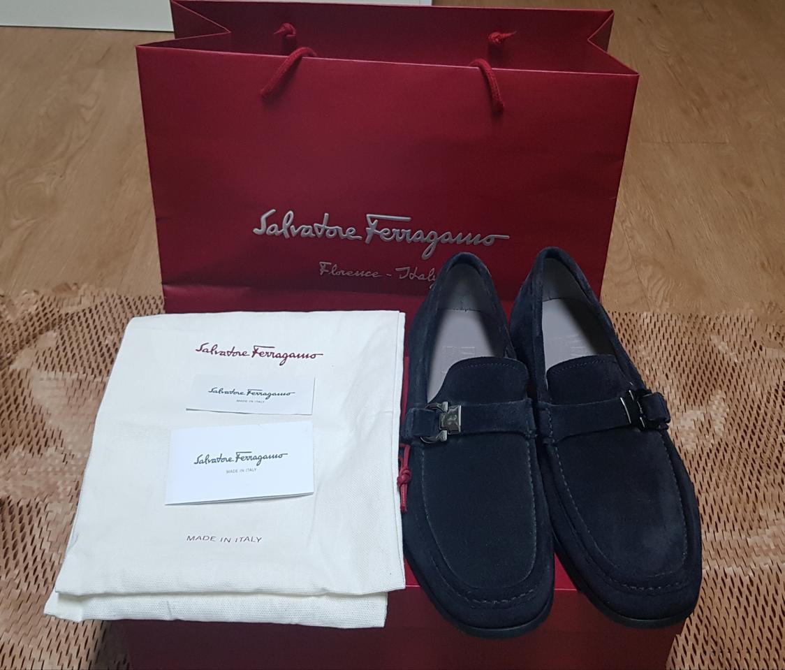 페라가모 스웨이드 로퍼 ♡정품♡