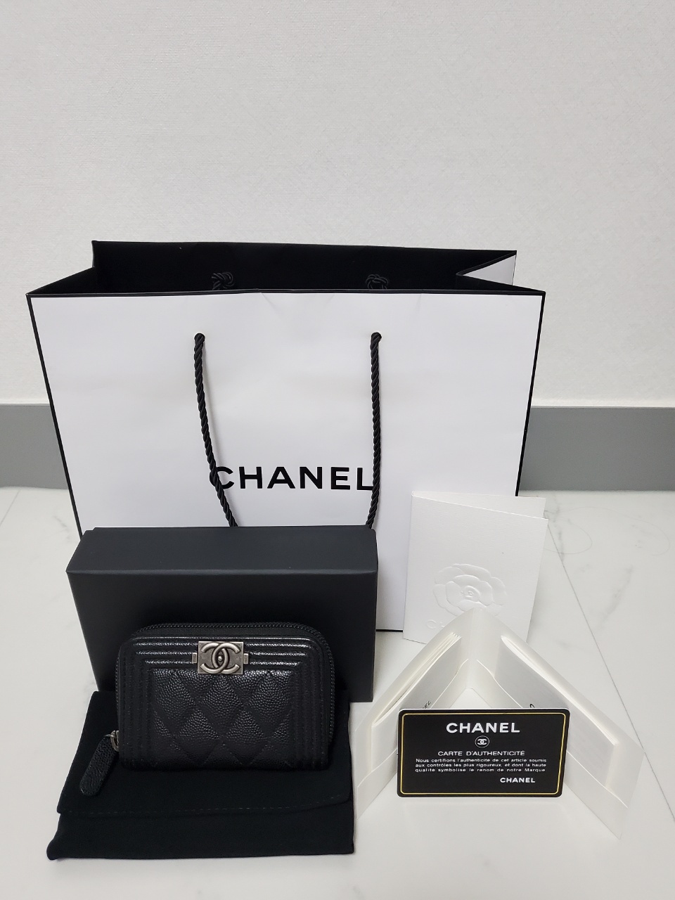 보이샤넬 지퍼 카드지갑