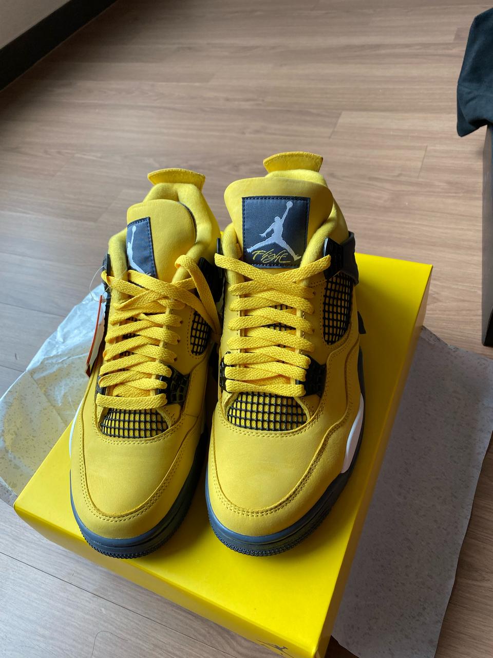 조던 4 레트로 270 새상품 풀세트 마스크 신발장 가방