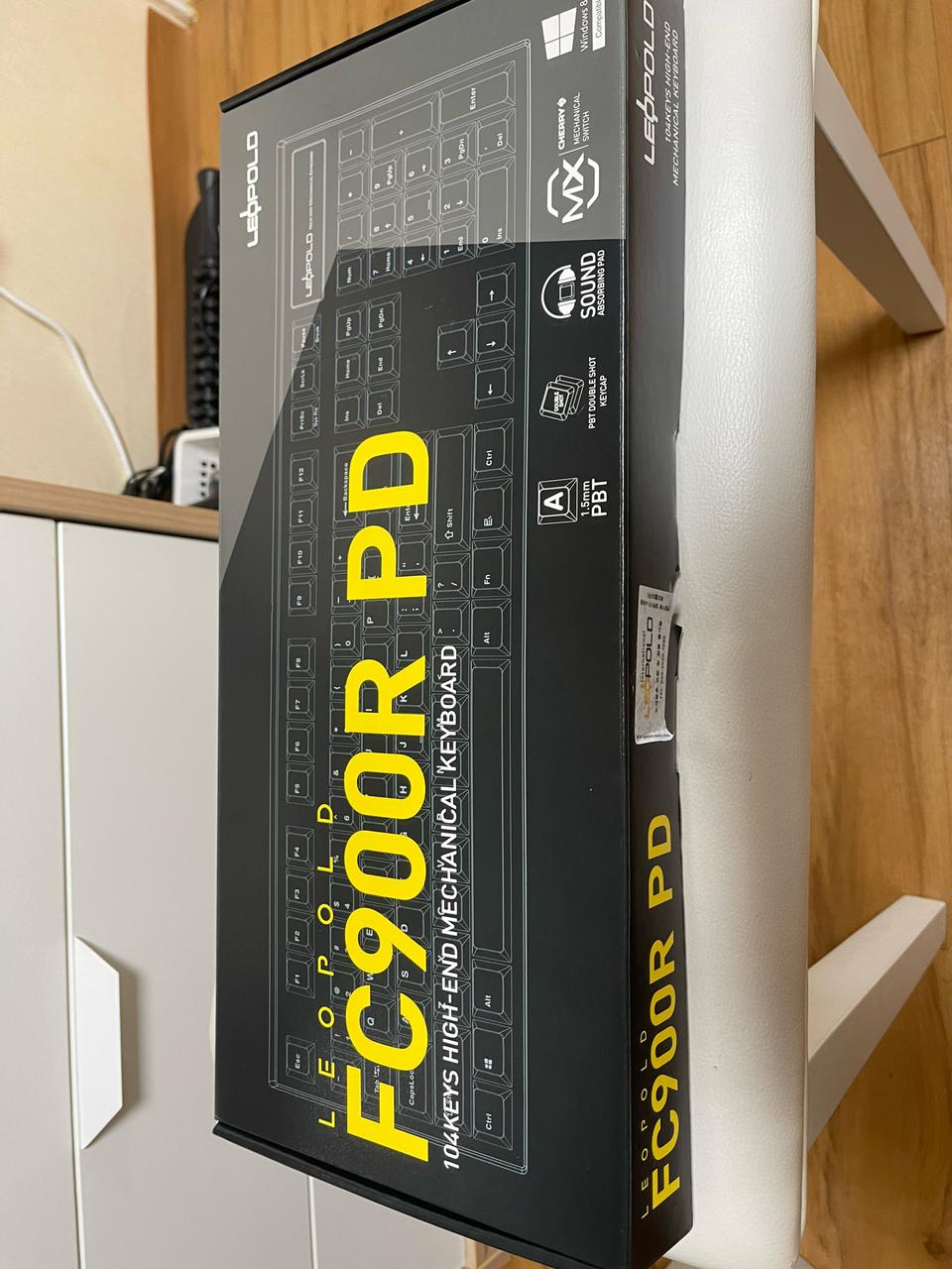 레오폴드 FC900R 한글 저소음 적축 키보드 팝니다