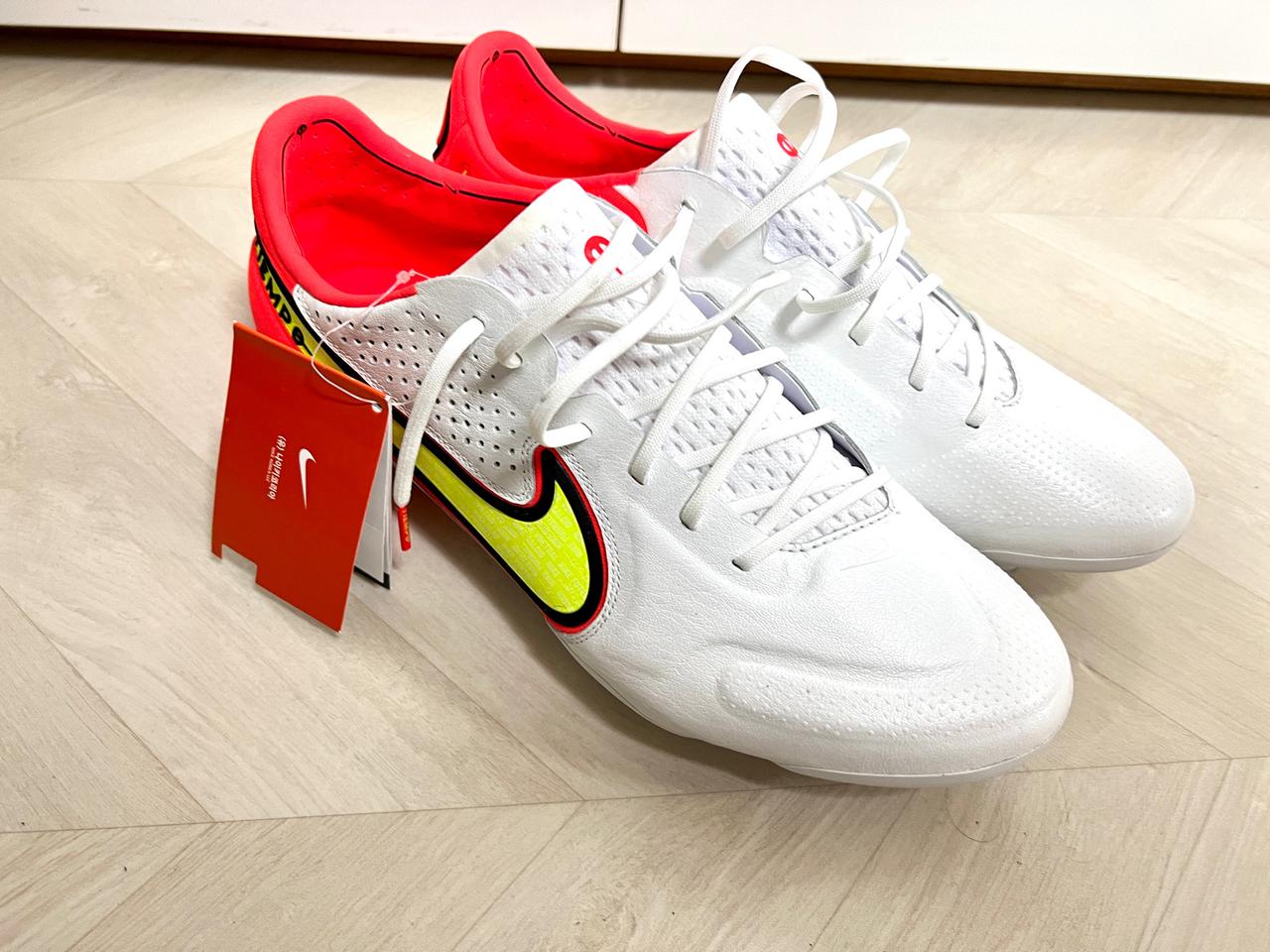 [축구화] 티엠포 레전드9 엘리트 FG 300MM