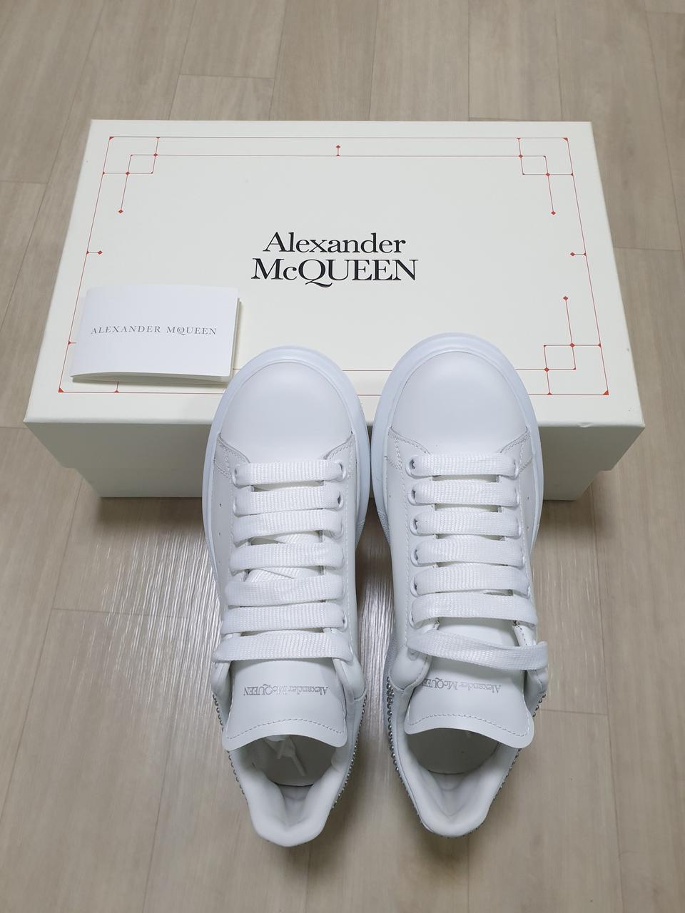 (새상품) 알렉산더맥퀸 여성 스터드 오버솔 37