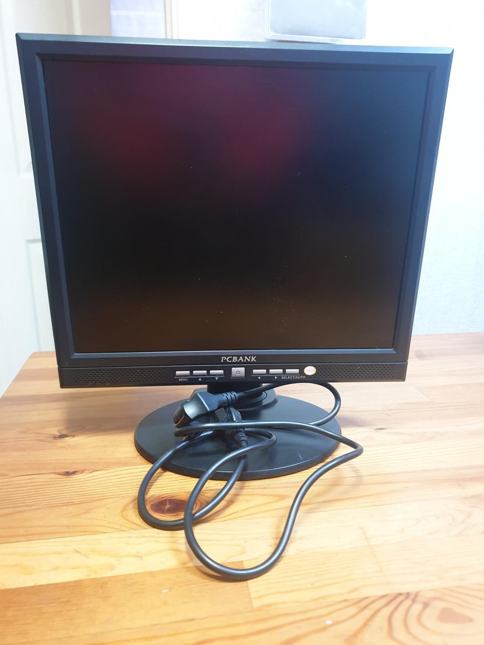 17인치 LCD 모니터 팝니다.