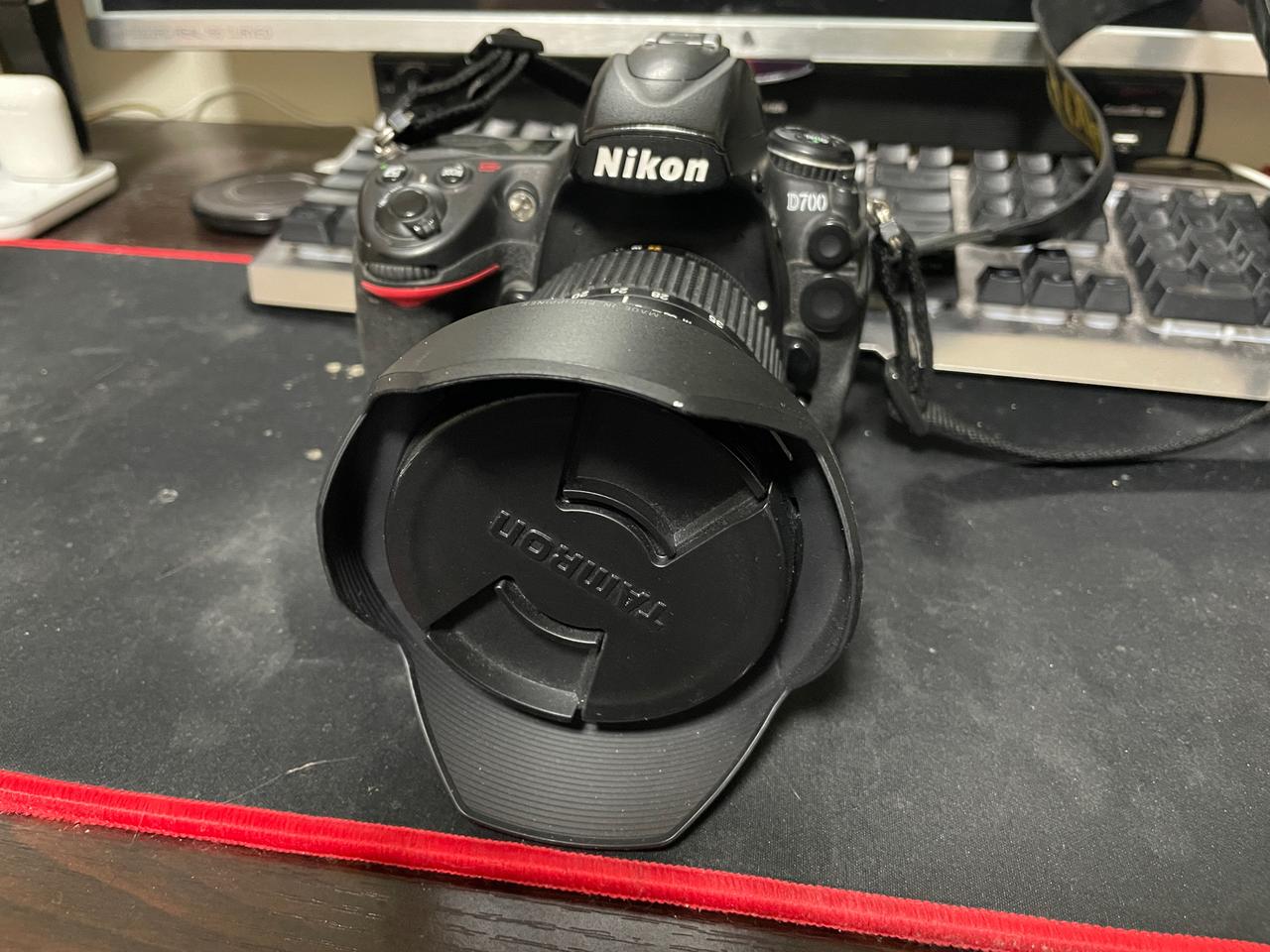 니콘d700 + 탐론 17-35 일괄로 팝니다.