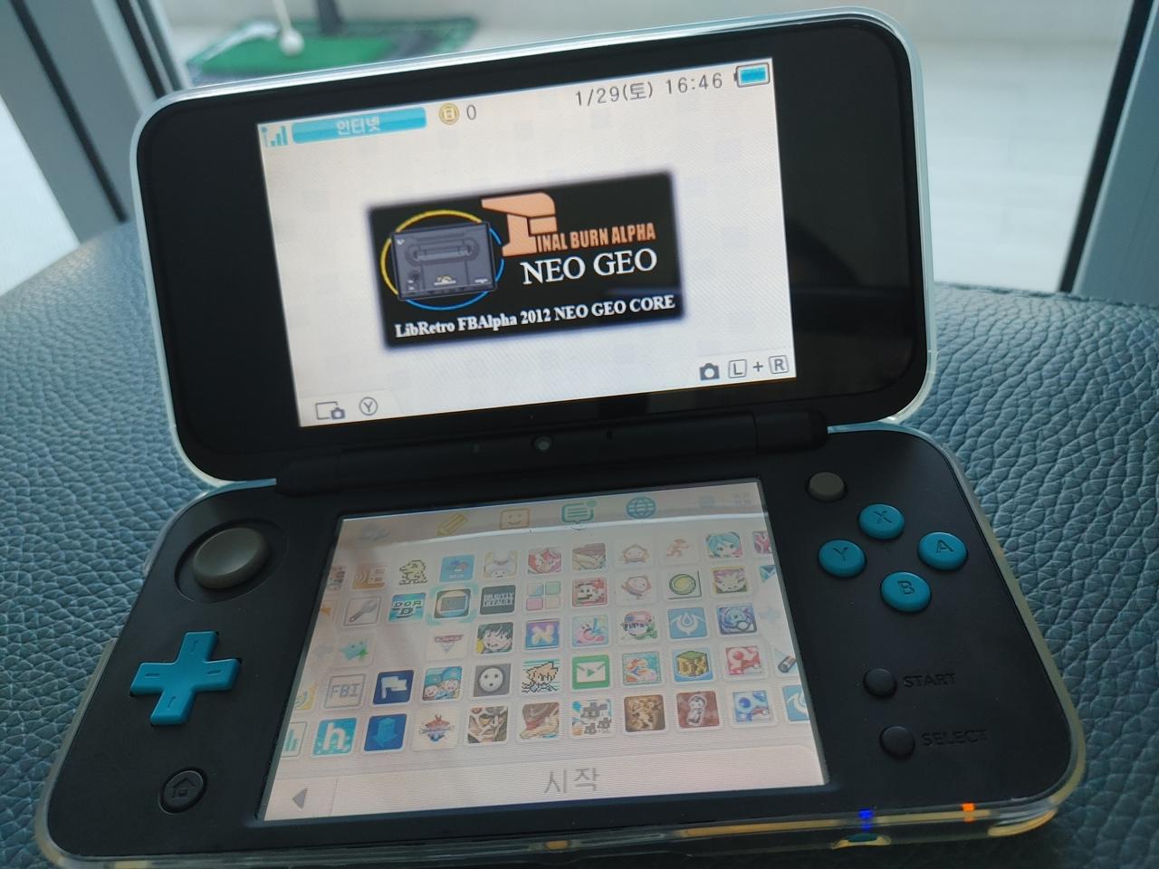 닌텐도  NEW 2DS XL블랙(128g)+충전기/투명케이스포함