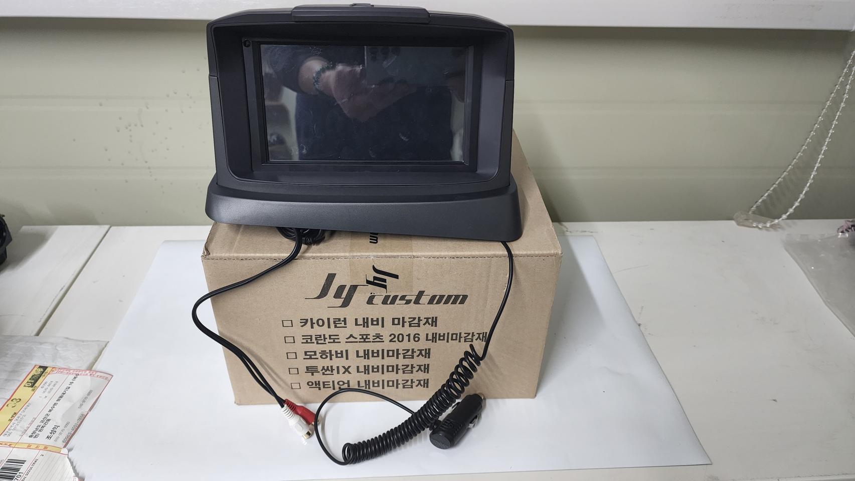 코란도스포츠16년식용 상단매립제와 네비