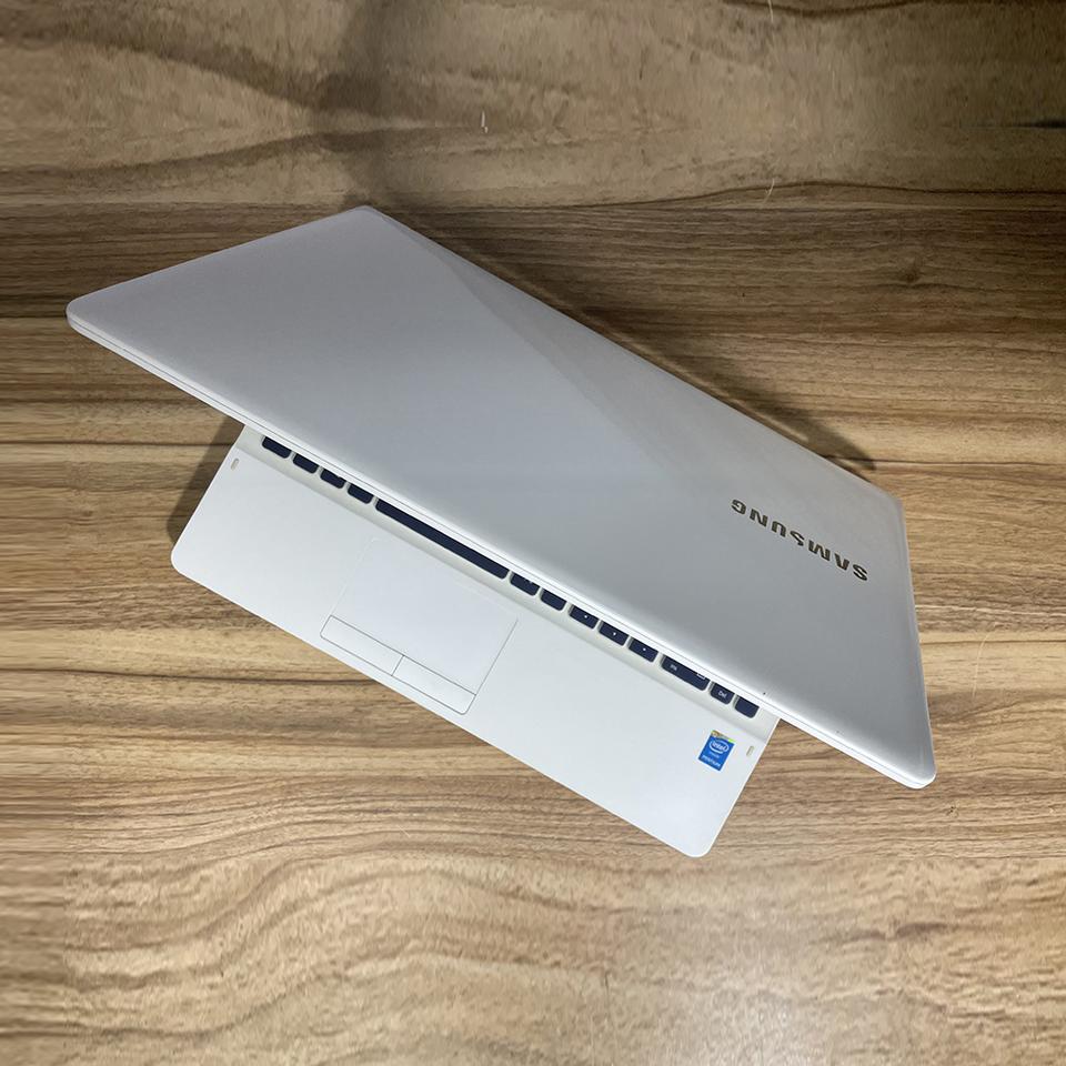 삼성노트북 판매합니다.
