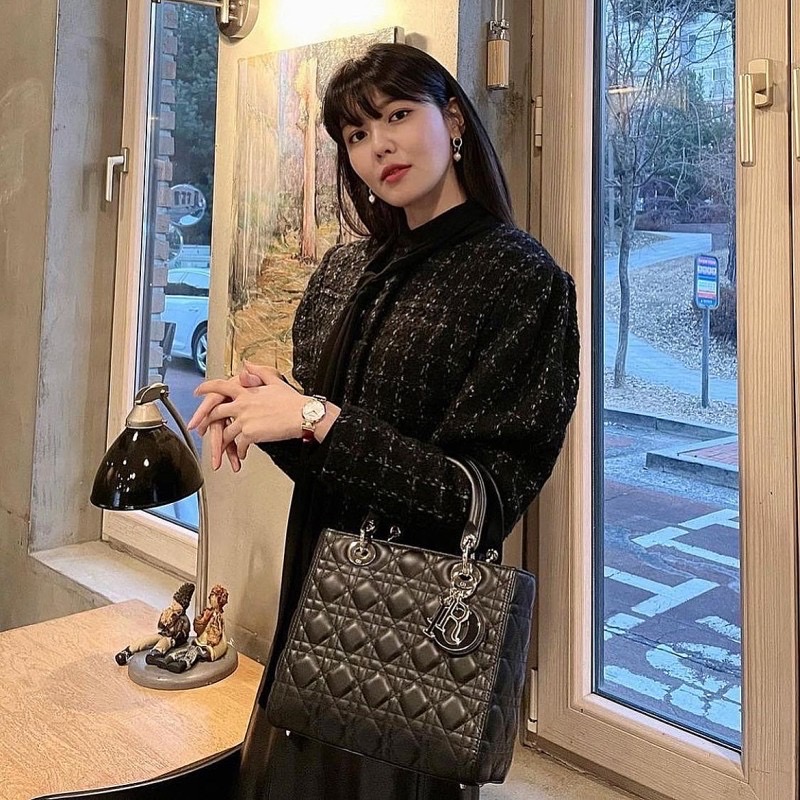 [정품] 디올 레이디백 페이던트 미듐