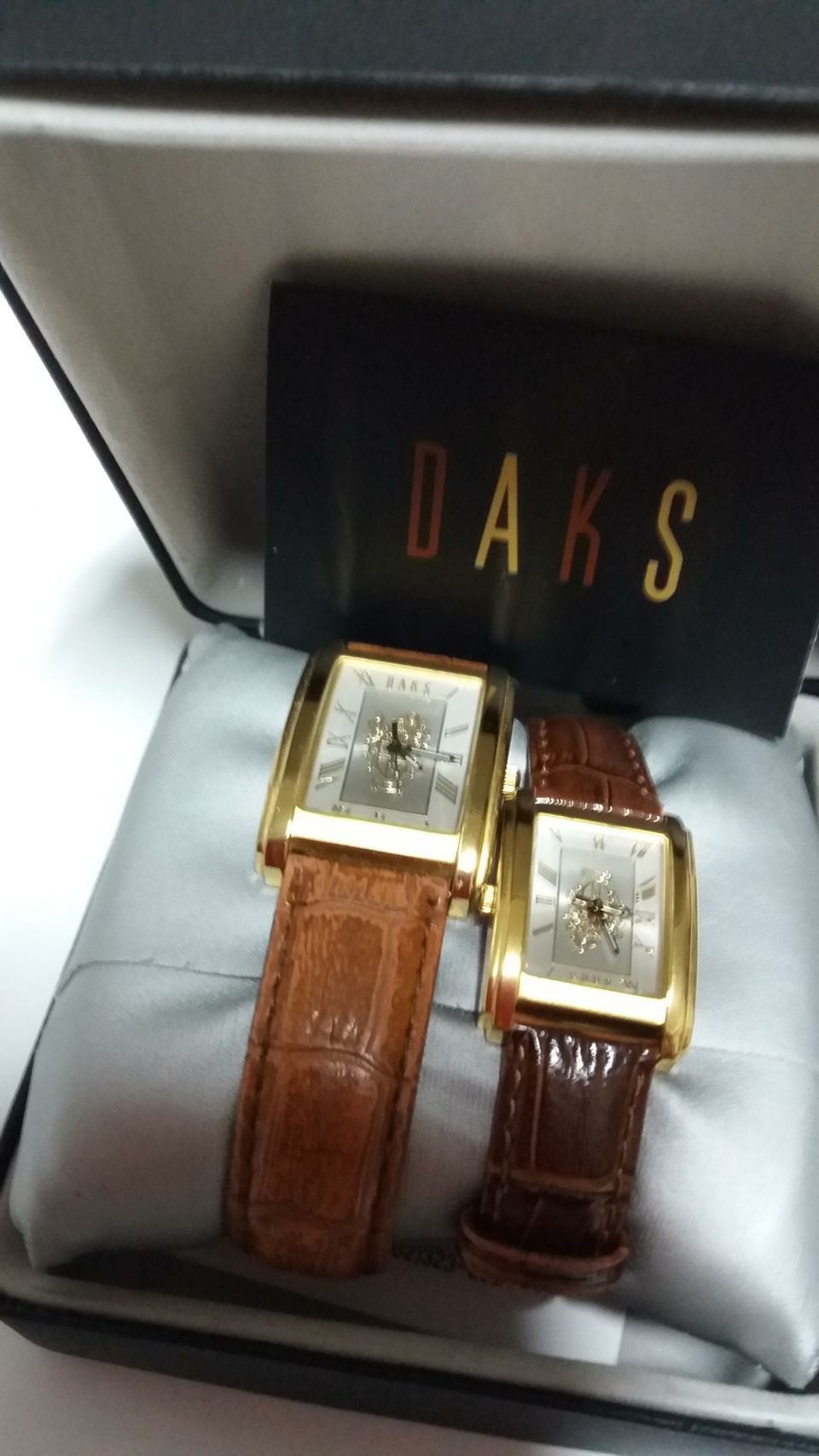 닥스 금장 커플시계 ( 가격 수정 )