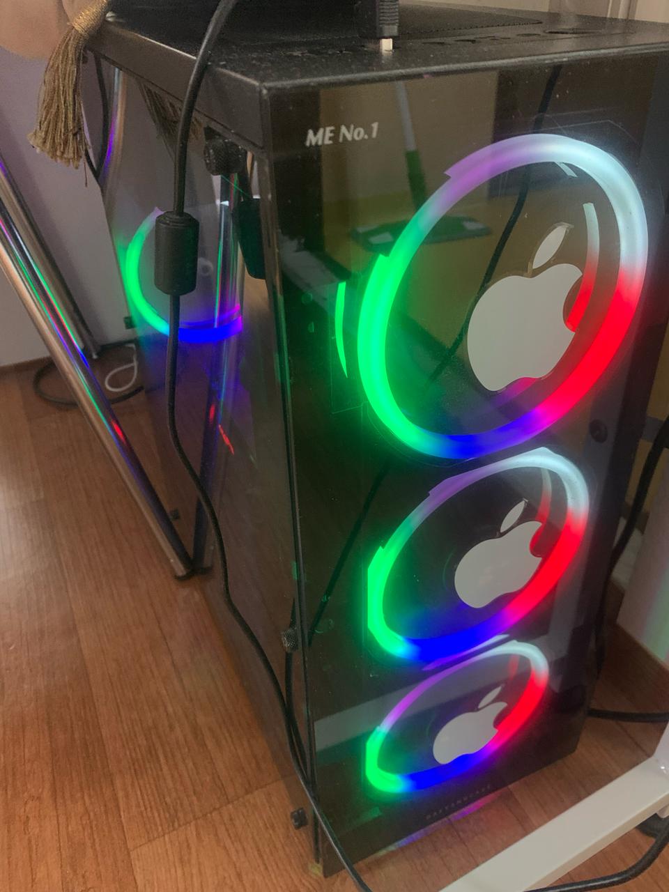 모니터 본체  i5-9400f , 2.90GHz 램16g 세트로 드립니다