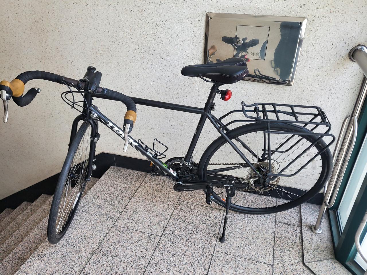 트랙 520 투어링 바이크