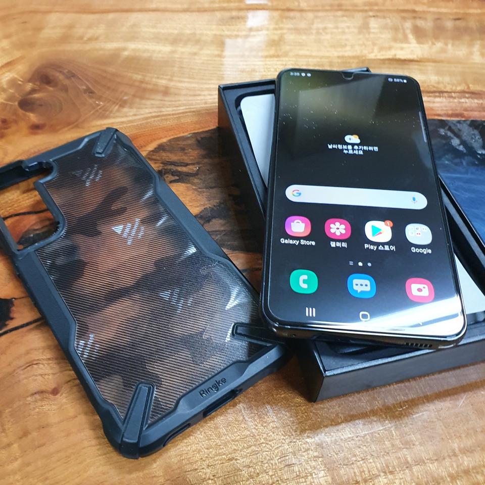 S22 블랙 자급제 개봉만한 신품 판매해요!