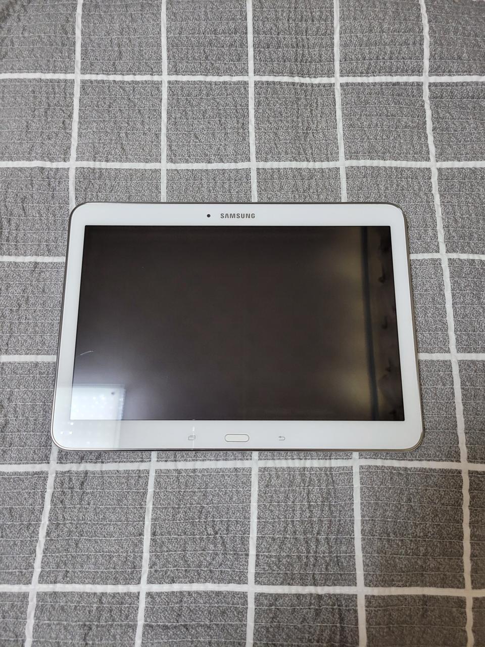 갤럭시탭4 10.1(T530) 16기가 와이파이 단품 6만원에 팝니다