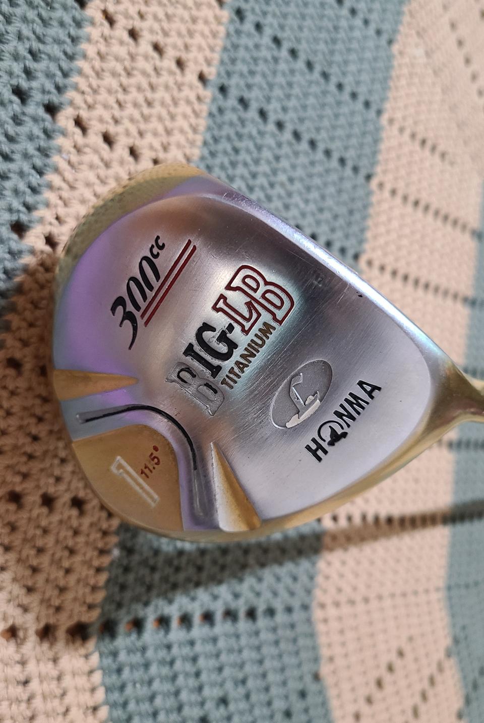 혼마 BIG-LB300 여성용 3스타드라이버 입니다