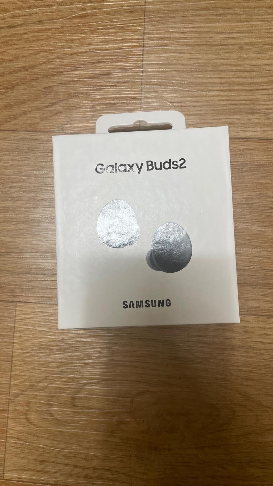 새상품  삼성버즈2  그라파이트블랙