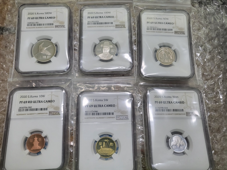 한국은행 70주년 프루프 PF69등급 6개 1세트