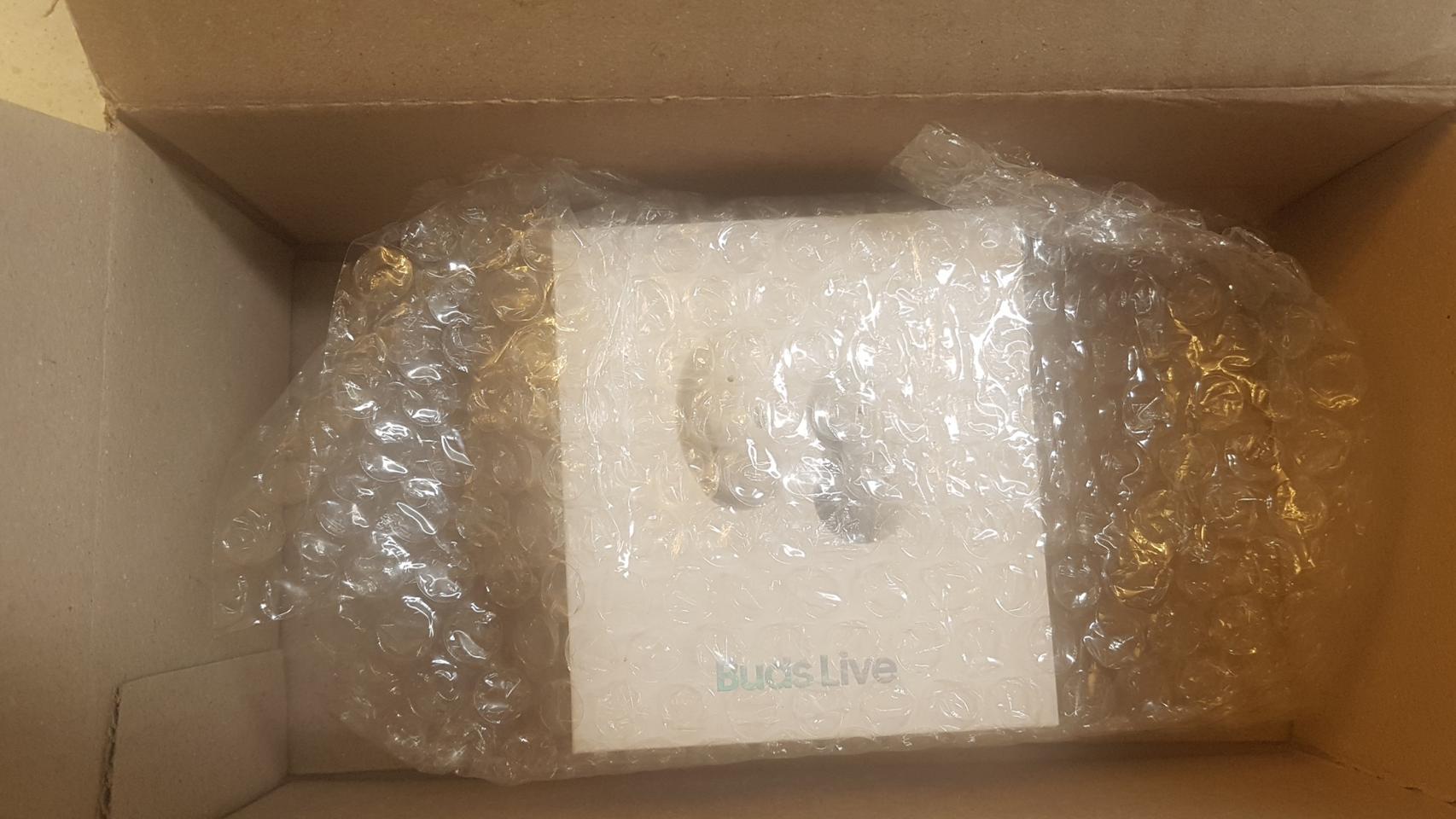 미개봉 버즈라이브