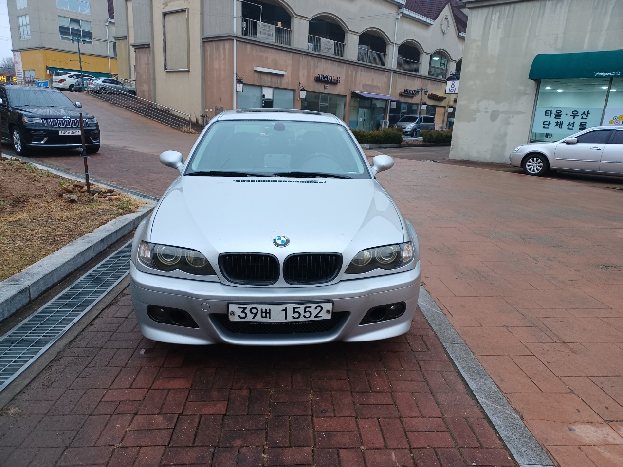 BMW320i 19만키로 04년식