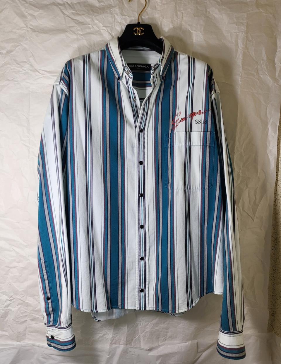발렌시아가  아방가르드 스트라이프 유로파 셔츠