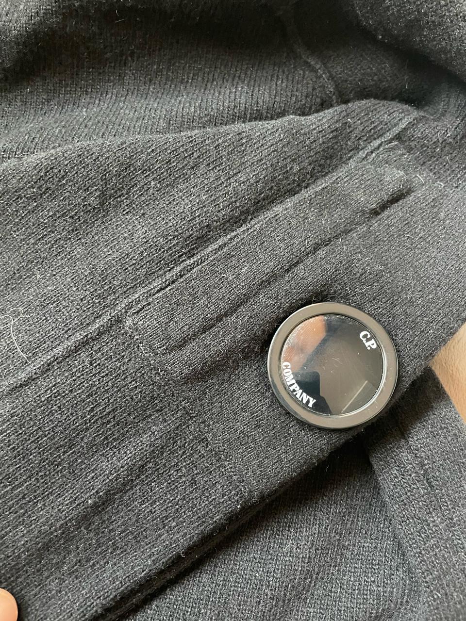 cp컴퍼니 렌즈와펜 니트 팔아요