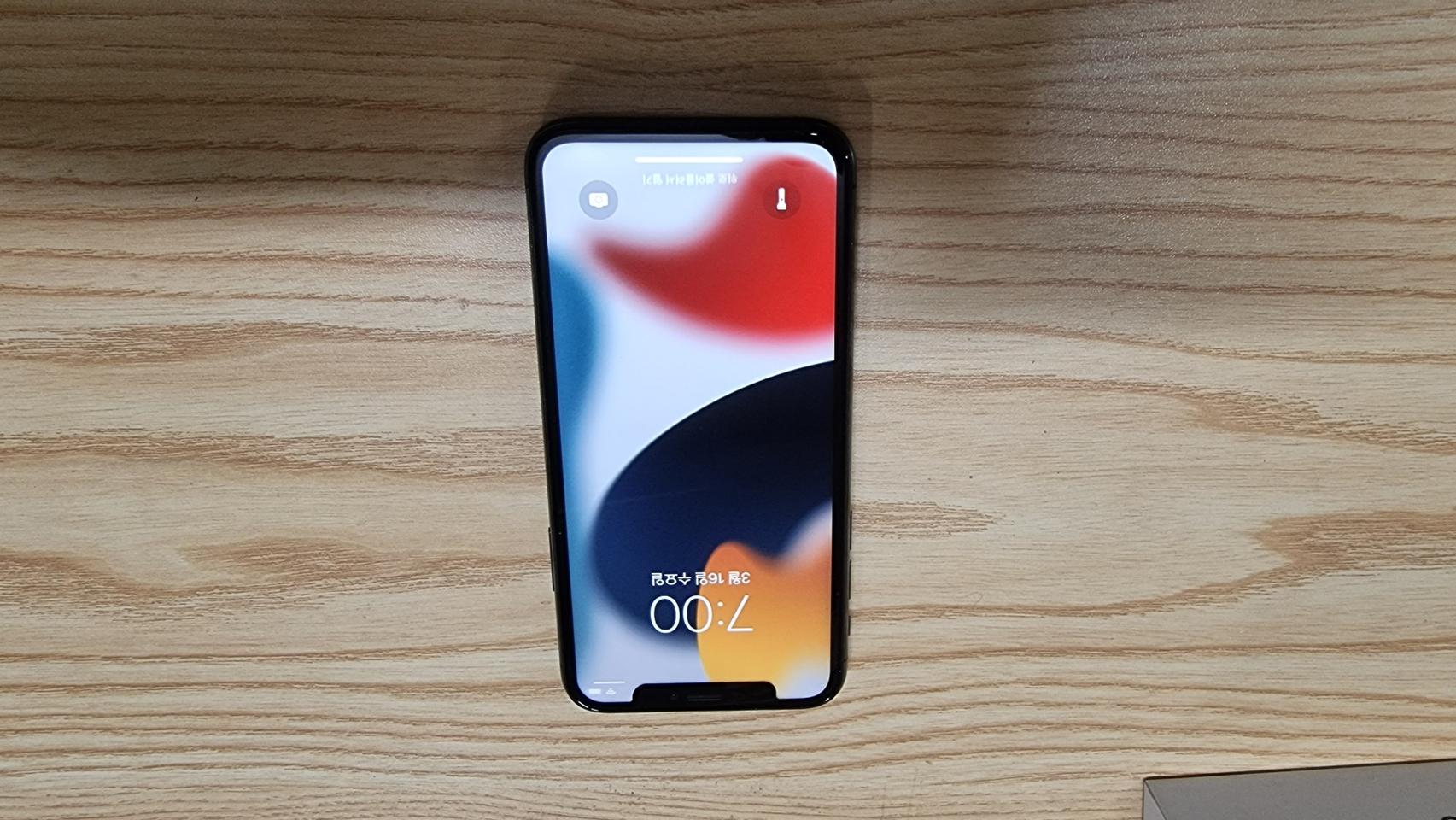 아이폰x 64기가 팝니다.