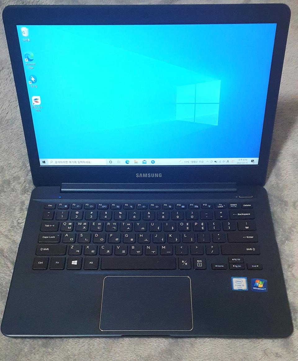 (택배비무료)상태좋은 삼성 i5 노트북 팝니다.