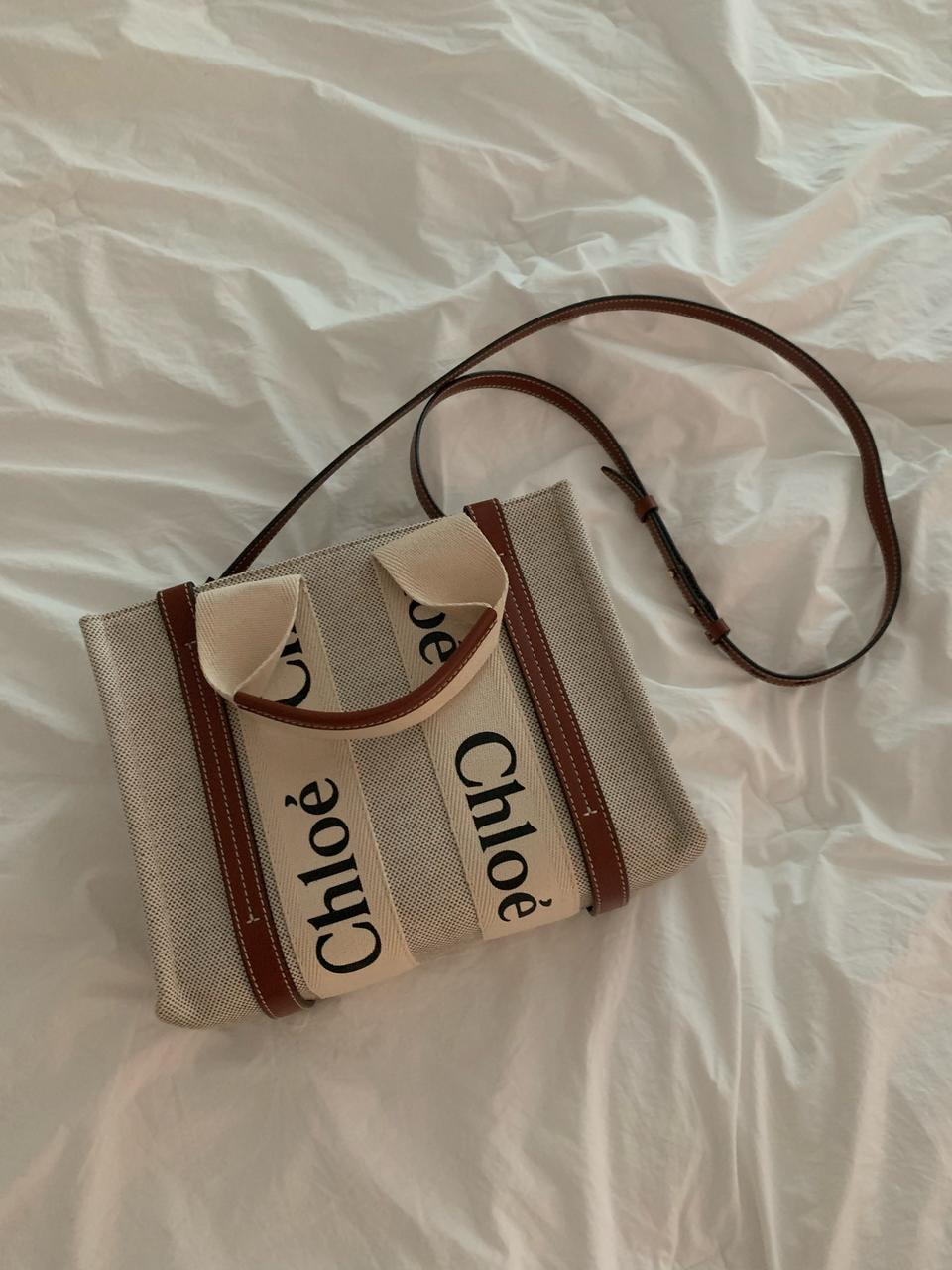 끌로에 우디 스몰 토트 백 / 캔버스 스트랩